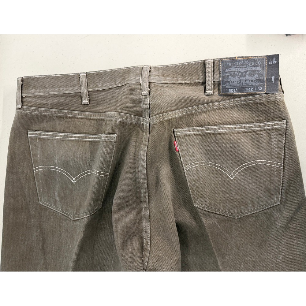 Levi's 501 Original Fit Jeans - Brown Denim - Size 42x32 - Picture 15 of 16